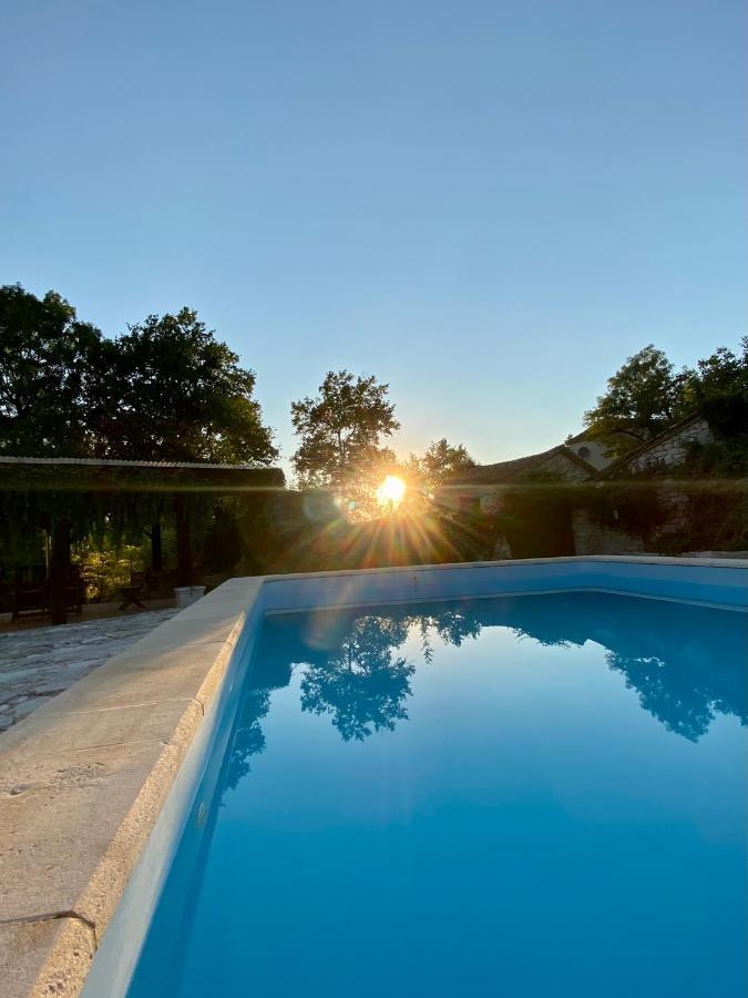 Anahata Gite Constant Exterior photo